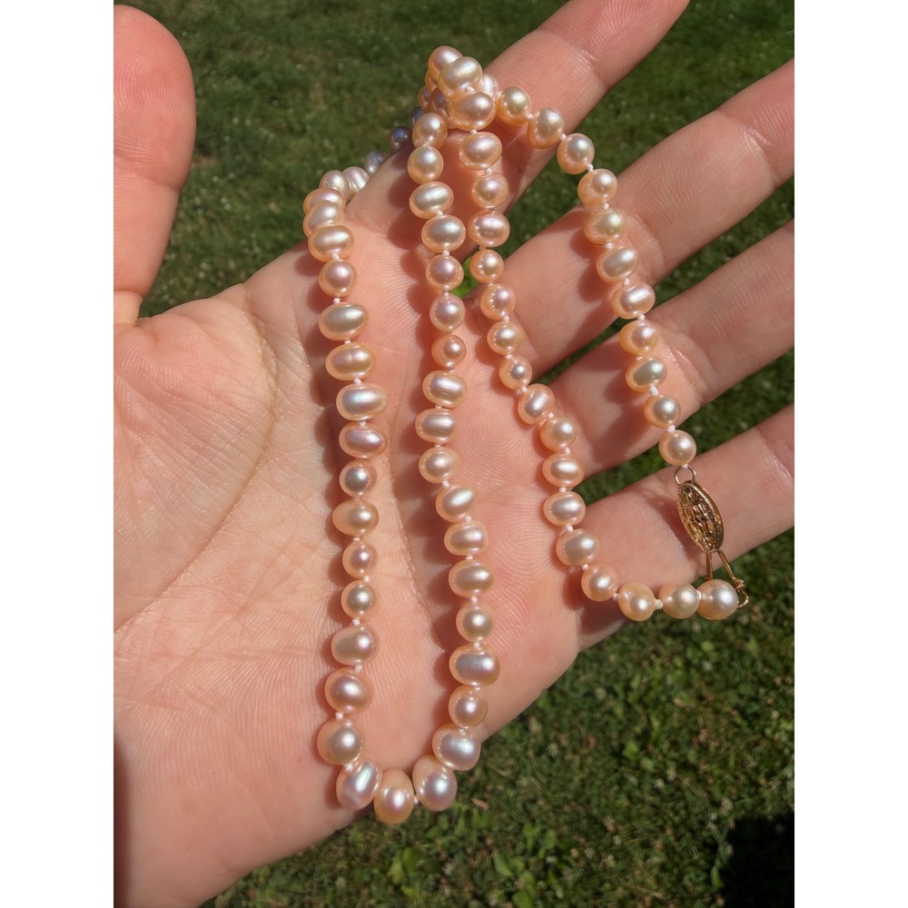 16" Genuine Freshwater Pearl Necklace 14K Gold Clasp Peach Pink Knotted Pearls